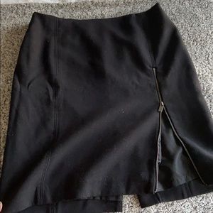 Classy/sexy zipper skirt